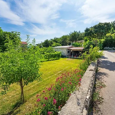 Stone House Novigrad Country house Novigrad (Dalmatia)